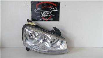 GWM Steed 5 right headlight