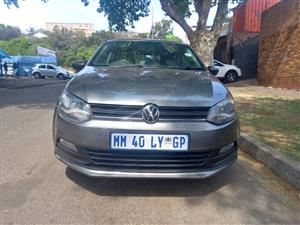 2022 Polo Vivo Hatchback 1.4 Manual Petrol Grey 70000kms