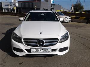 2016 MERCEDS BENZ C200 AUTOMATIC PLUS SUNROOF AND LEATHER INTERIOR