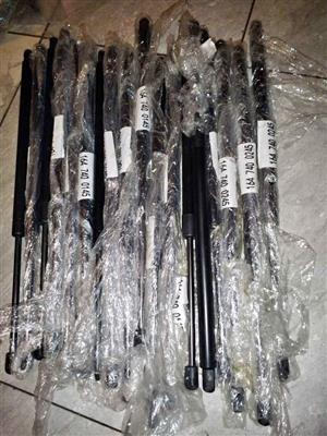 Mercedes Benz Bonnet shocks