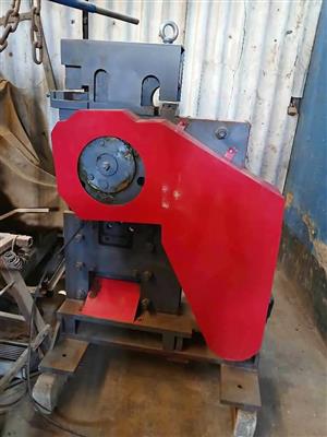 Labor Cost Saving Iron Worker Machine