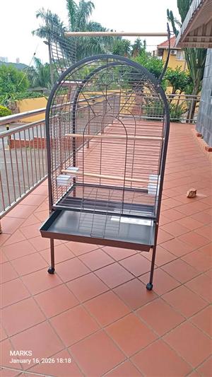 Dome large parrot cage