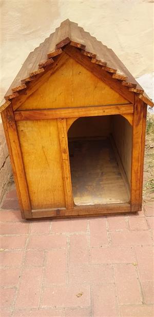Dog kennel (medium) for sale (as new) 