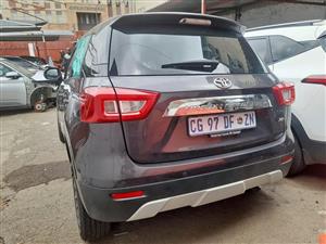 TOYOTA UBAN CRUISER STRIPPING FOR SPARES