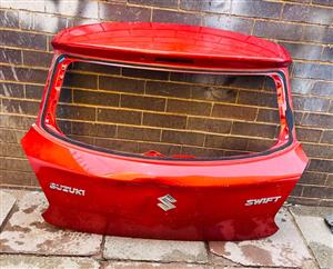 Suzuki Swift tailgate