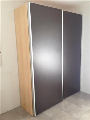 Clearance Sale Imported Italian Manufactured Wardrobe Bic Junk