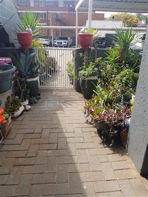 Apartment For Sale in Malanshof