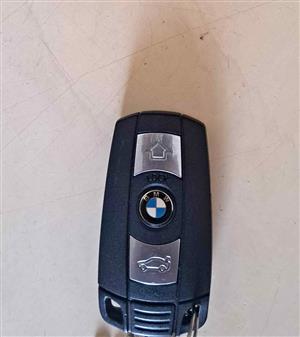 BMW supplied qnd programmed. E70..E87..E88.E90..E91.E92..E93 ETC.Read description for car models