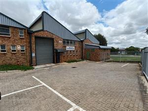 Fantastic Mini Warehouse to let in Robertville, near Main Reef road, and a large industrial hub.