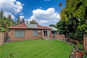 Townhouse For Sale in Wilgeheuwel