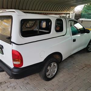 Opel corsa bakkie with canopy 