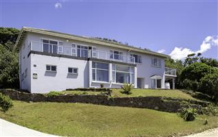 Stunning Seven-Bedroom Coastal Retreat for Sale in Port Alfred