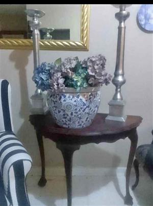 BEAUTIFUL  BRAND NEW PLANTER - A LOVELY ADDITION TO YOUR COLLECTION  CRESTA RANDBURG