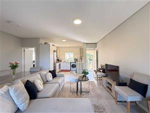 Apartment For Sale in Manor Estates