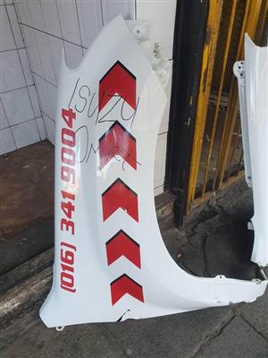 Isuzu D-Max fender