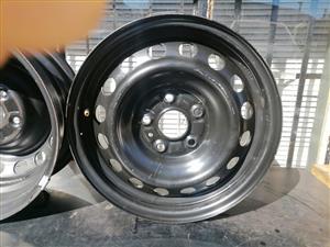 Toyota Corolla 15" steel rims