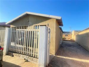House For Sale in Mapetla