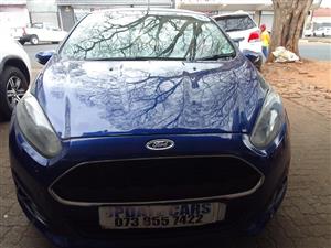 2016 Ford Fiesta 1.6 ecoboost  93000km Blue COLOR  Manual Petrol 