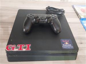 Playstation 4 slim 