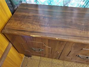 3 door side board cupboard