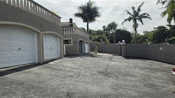 3 Bedroom Unit in Secure Complex