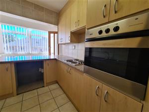 Two Bedroom Apartment/Flat In Sea Point
