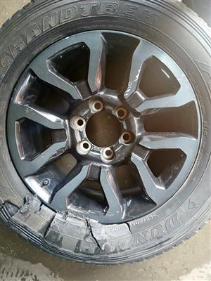  TOYOTA HILUX GD6 MAG RIM FOR SALE