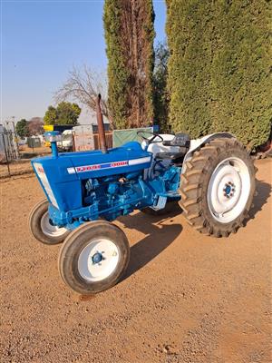 USED FORD 4000 TRACTOR FOR SALE 