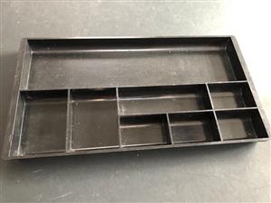 Desk drawer insert tray