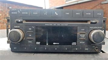 DODGE CALIBER RADIO