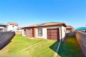 3 Bedroom House for Sale in Sharon Park
