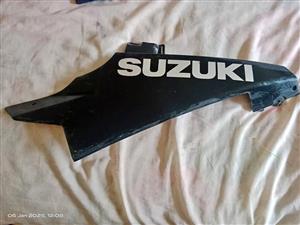 suzuki gsxr 1000 k8 belly l/ h 2008