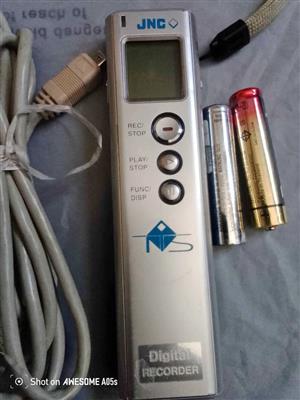 Digital Pocket Voice Recorder Prized To Clear