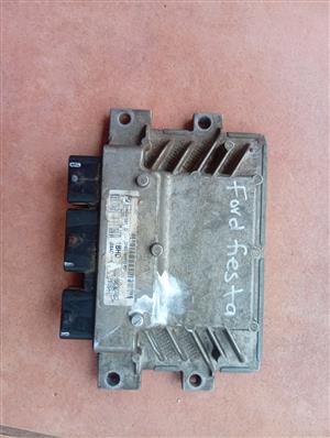 Ford  fiesta ECU computer box S180047051 1BHD C1BG-12A650-BD