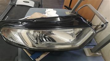 Ford ecco sport head light