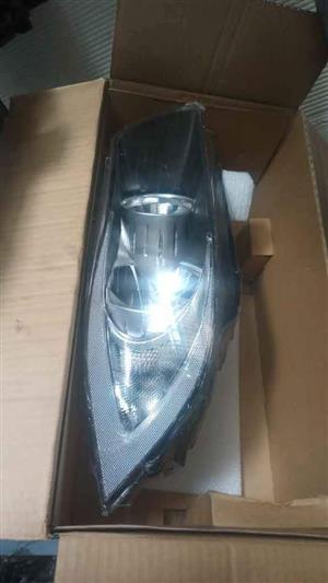 Bmw e90 headlight