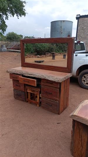 Spieelkas live edge R6000