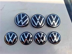 VW center caps loose each