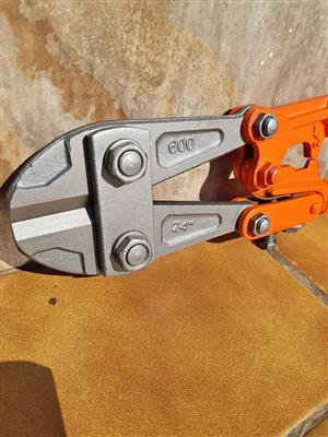 24" 600 MM BOLT CUTTER