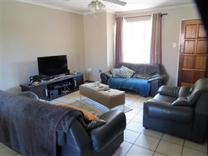 Townhouse Rental Monthly in Ravenswood