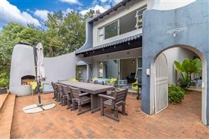 House For Sale in Paulshof