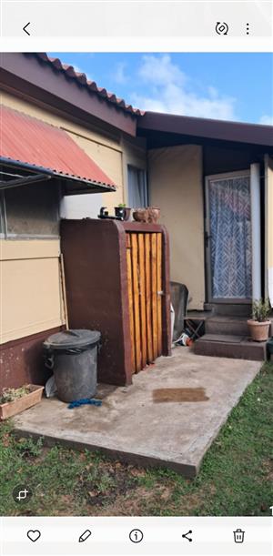 HOUSE FOR SALE HIBBERDENE 