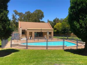 Cluster Rental Monthly in Douglasdale