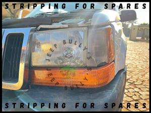 Taillights (Right Side): Jeep Grand Cherokee 4.0 (Second Hand)   