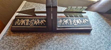 Vintage Mid-Century Roman Arrow Bookends – Made in Japan (1950s/60s)