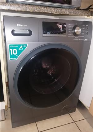 Hisense 10kg smart inverter washing machine. It is as good as new.