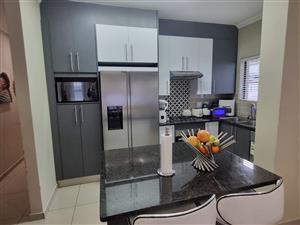 Townhouse For Sale in Baysville