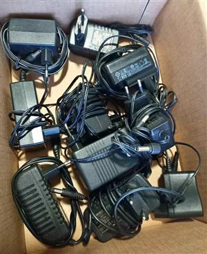 BOX OF POWER SUPPLIES + FREE GIFT