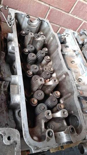 Toyota Tazz cylinder head