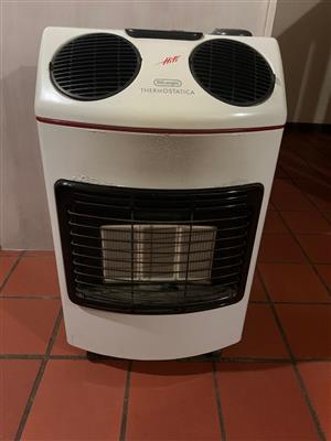 Delonghi Thermostatica Gas and Electric Heater combination